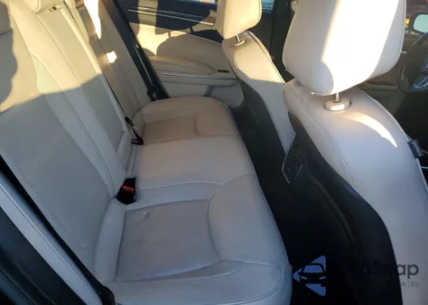 2019 Chrysler 300 Limited z USA, uszkodzony, nr VIN 2C3CCAEG0KH528558